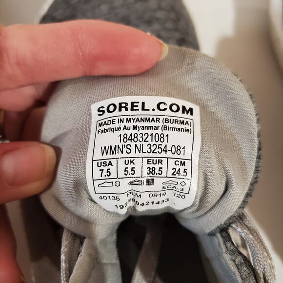 Sorel Out N About Plus Waterproof Stretch Lace Up Sneaker Womens Size 7.5 Gray - Picture 10 of 10